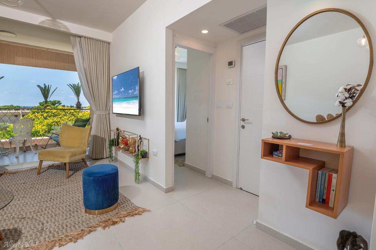 Mina'S Suites - קיסריה Exterior foto